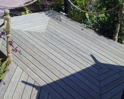 Timber decking photo of Harlow garden centre 07