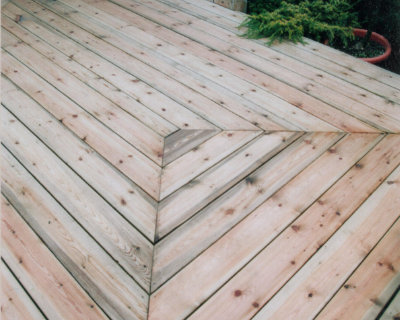 Timber decking photo of Harlow garden centre 08